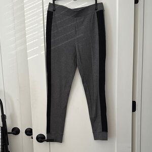 Isaac Mizrahi Live Gray and Black Ankle Pants Leggings